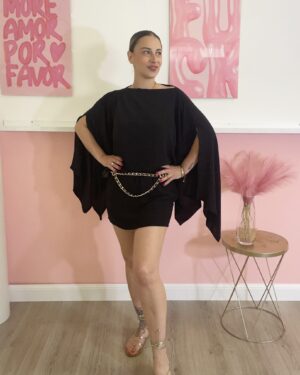 Completo 3 pezzi nero con top fascia, Pantagonna e mantella fluida
