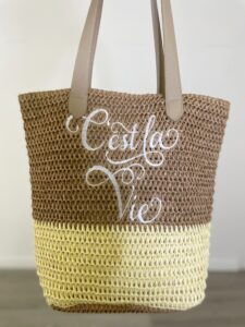 Borsa paglia bicolor C’est la Vie manici lunghi estiva