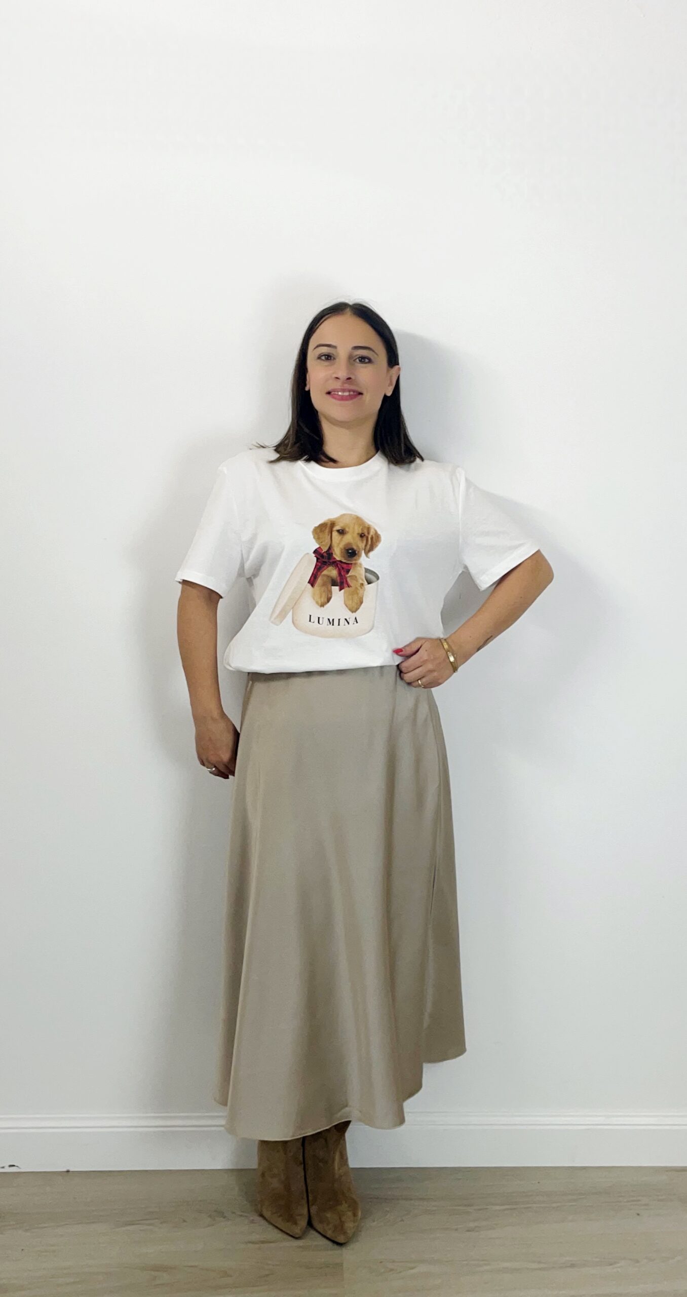 Gonna in raso grigio tortora – Margot Shop Gonna in raso grigio tortora con elastico in vita