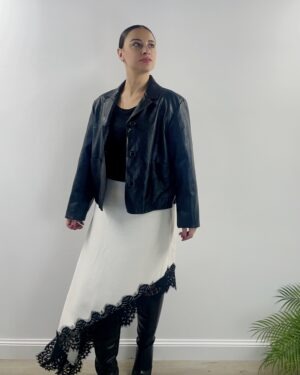 Giacca in eco pelle con bottoni nera da donna